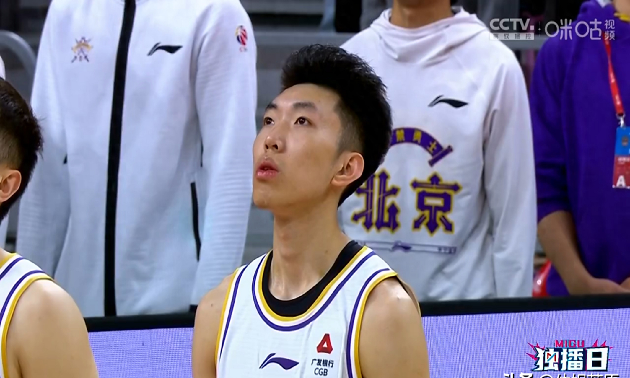 爱游戏娱乐-JackeyLove重返赛场，出色发挥首场状态出色，RNG观众沸腾！热度持续攀升的简单介绍-爱游戏娱乐