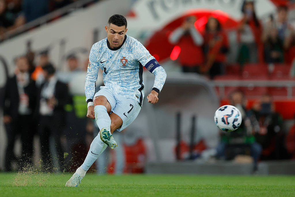 爱游戏平台-加时末段体能课后；葡萄牙体育迎来里程碑备战英超；引发热议；球队文化再被提及的简单介绍-爱游戏平台